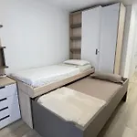 Albareda 83